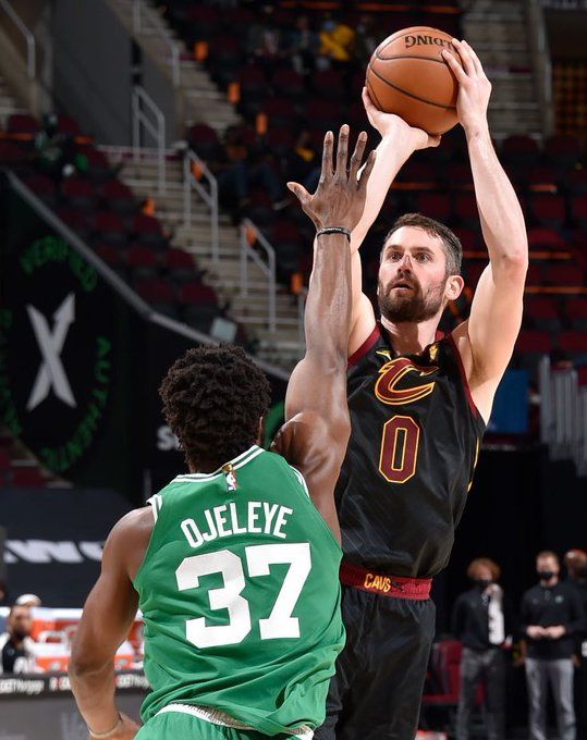 向鹏在比赛 向鹏在比赛