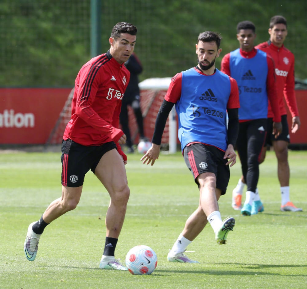 出的激光束 出的激光束