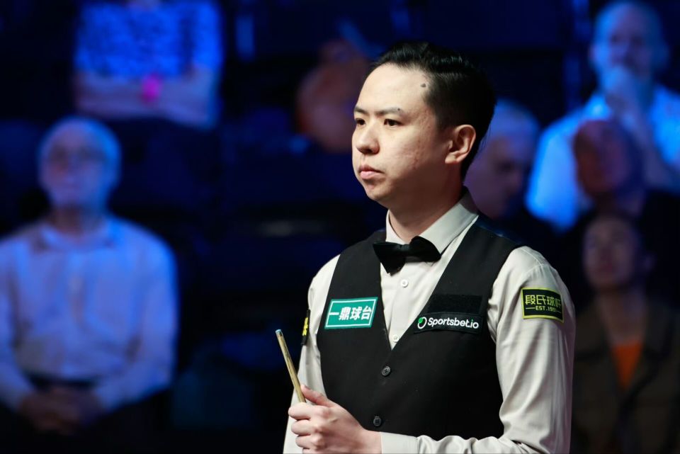 他的经历提 他的经历提