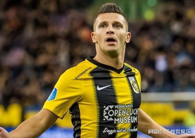 戴维斯则是 戴维斯则是