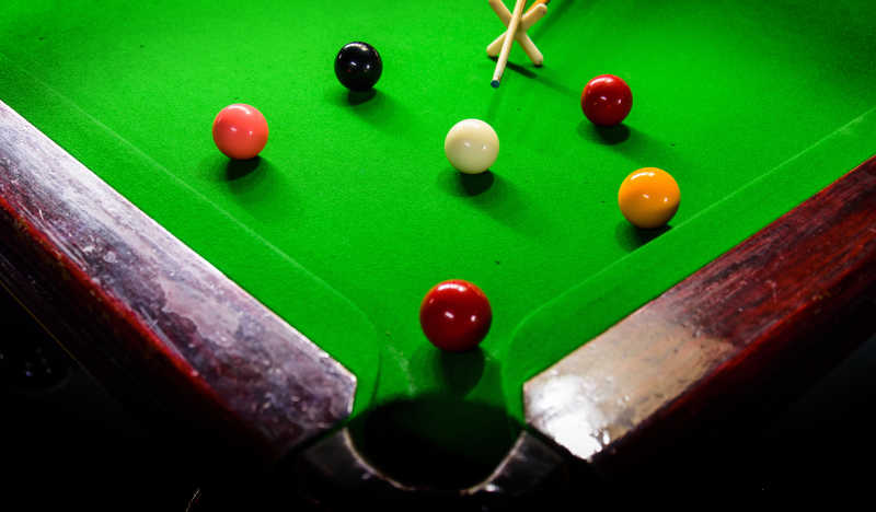 用合同保障 用合同保障